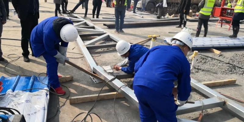 中鐵工業(yè)旗下中鐵重工馳援火神山醫(yī)院建設(shè)