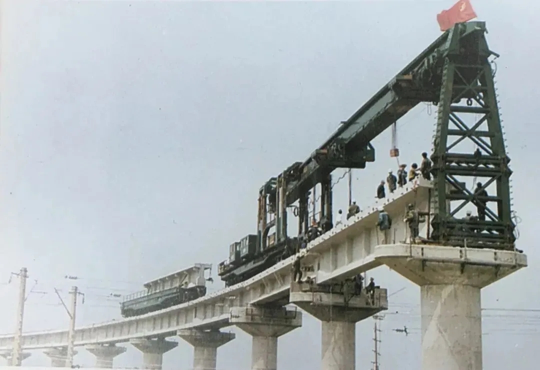 踐行“三個(gè)轉(zhuǎn)變”：中鐵科工用“智造”鑄就高鐵架橋機(jī)世界第一品牌