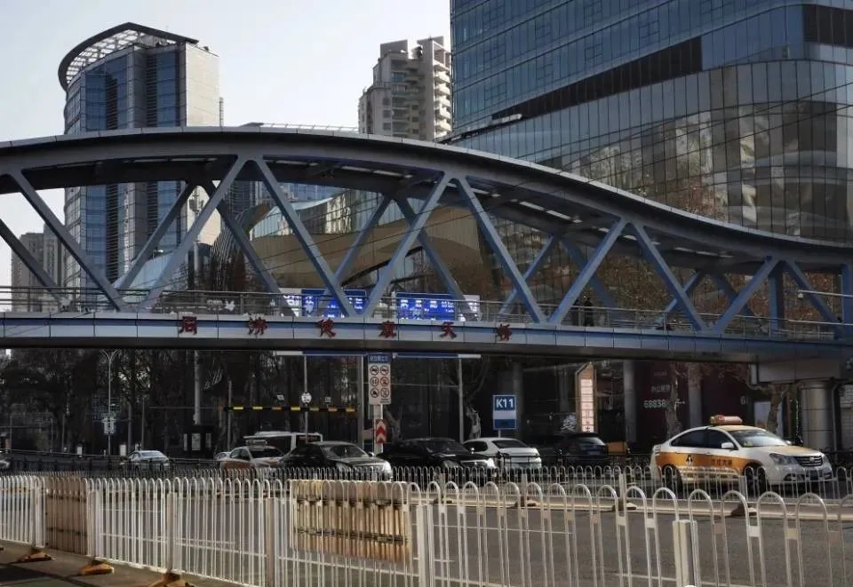 在武漢，有座工業(yè)造感恩橋，火了！